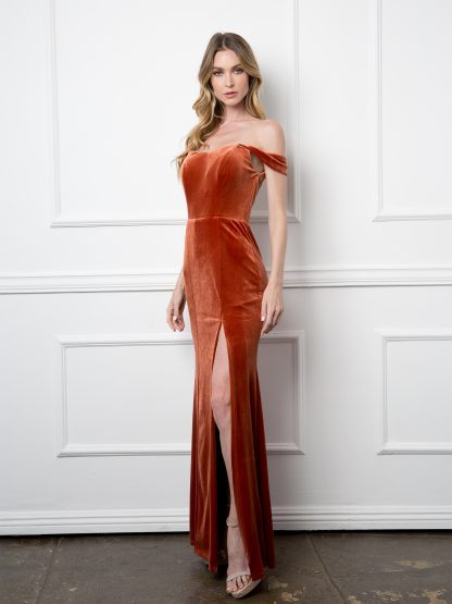3430 | Off Shoulder Velvet Dress With Front Slit