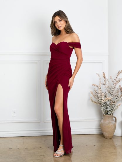 3510 | SOLID, STRAPLESS OFF SHOULDER STYLE FITTED GOWN - Image 3