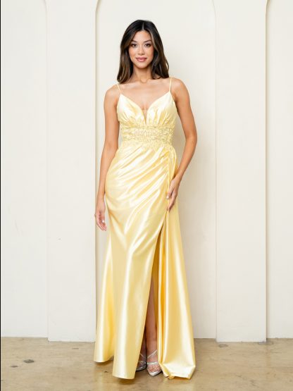 5278 | Stretch satin sleeveless gown with front slit