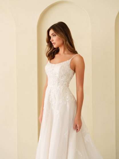 5296 | Sleeveless a-line tulle and lace wedding gown